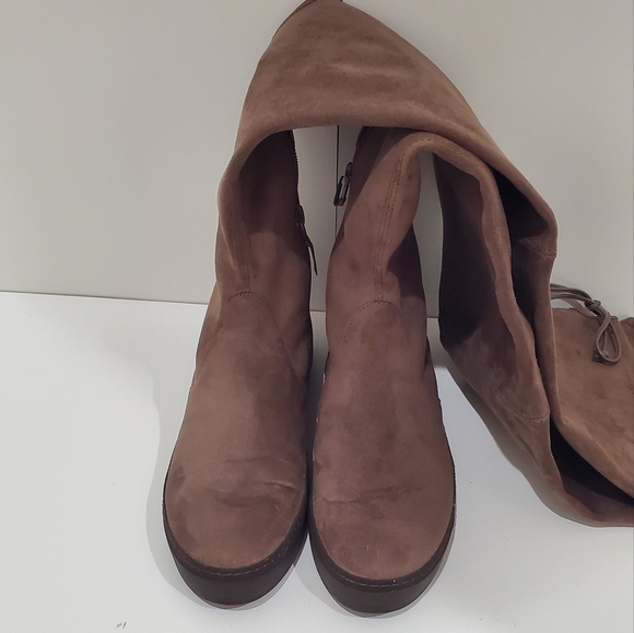 Stuart Weitzman 'Playtime' Over The Knee Boot - Picture 2 of 13